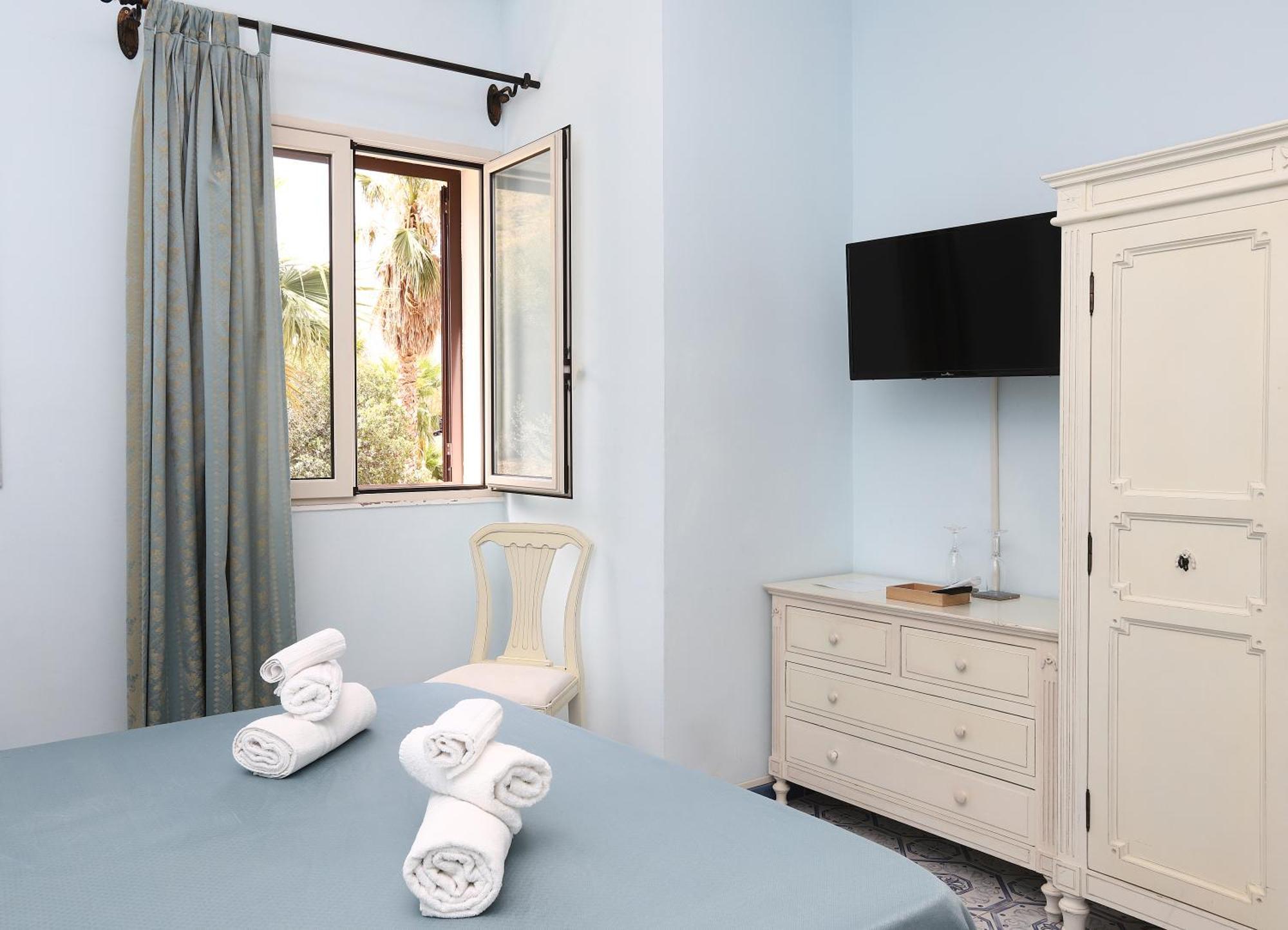 Bed & Breakfast Cala Dell'arena 3*